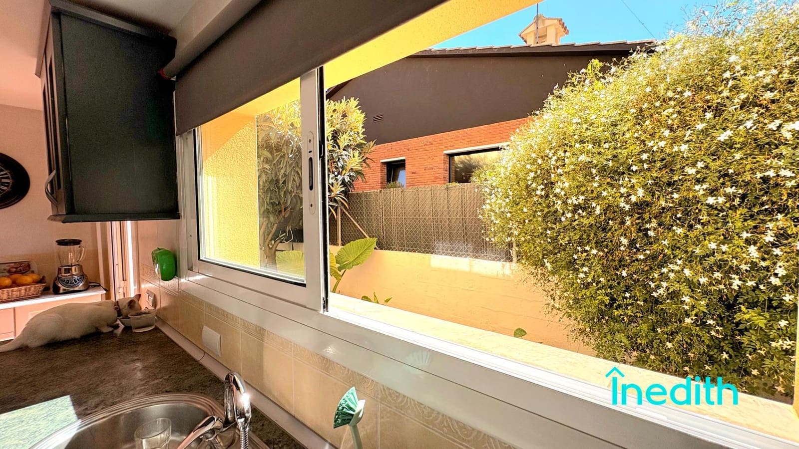 6 soverom Villa til salgs i Cunit med svømmebasseng garasje - € 625 000 (Ref: 9240085)