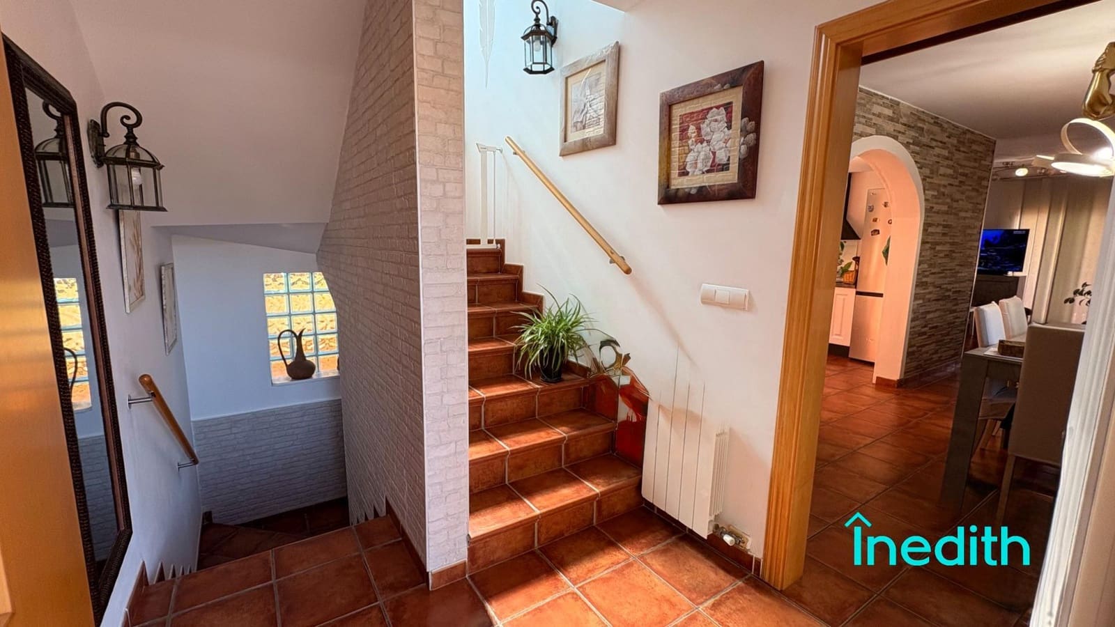 6 soverom Villa til salgs i Cunit med svømmebasseng garasje - € 625 000 (Ref: 9240085)