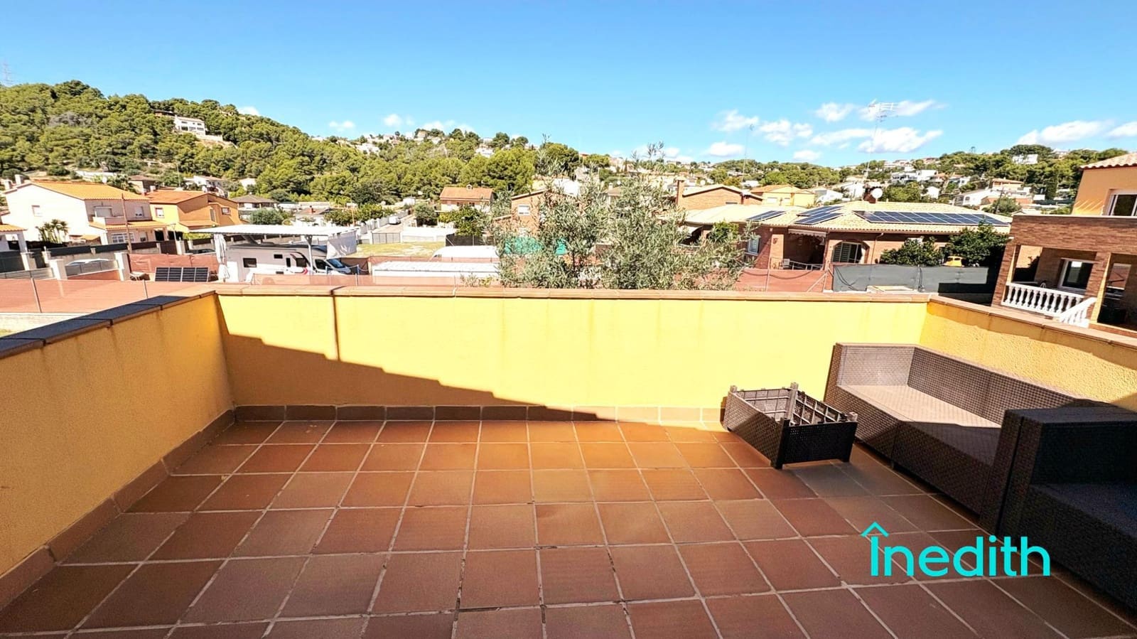 6 soverom Villa til salgs i Cunit med svømmebasseng garasje - € 625 000 (Ref: 9240085)