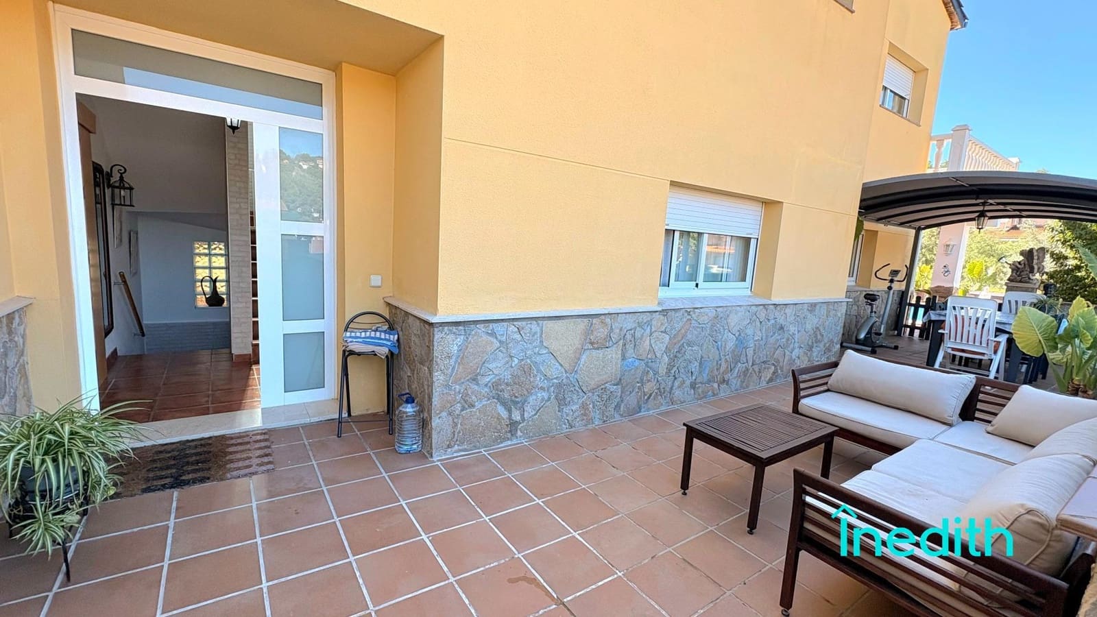 6 soverom Villa til salgs i Cunit med svømmebasseng garasje - € 625 000 (Ref: 9240085)