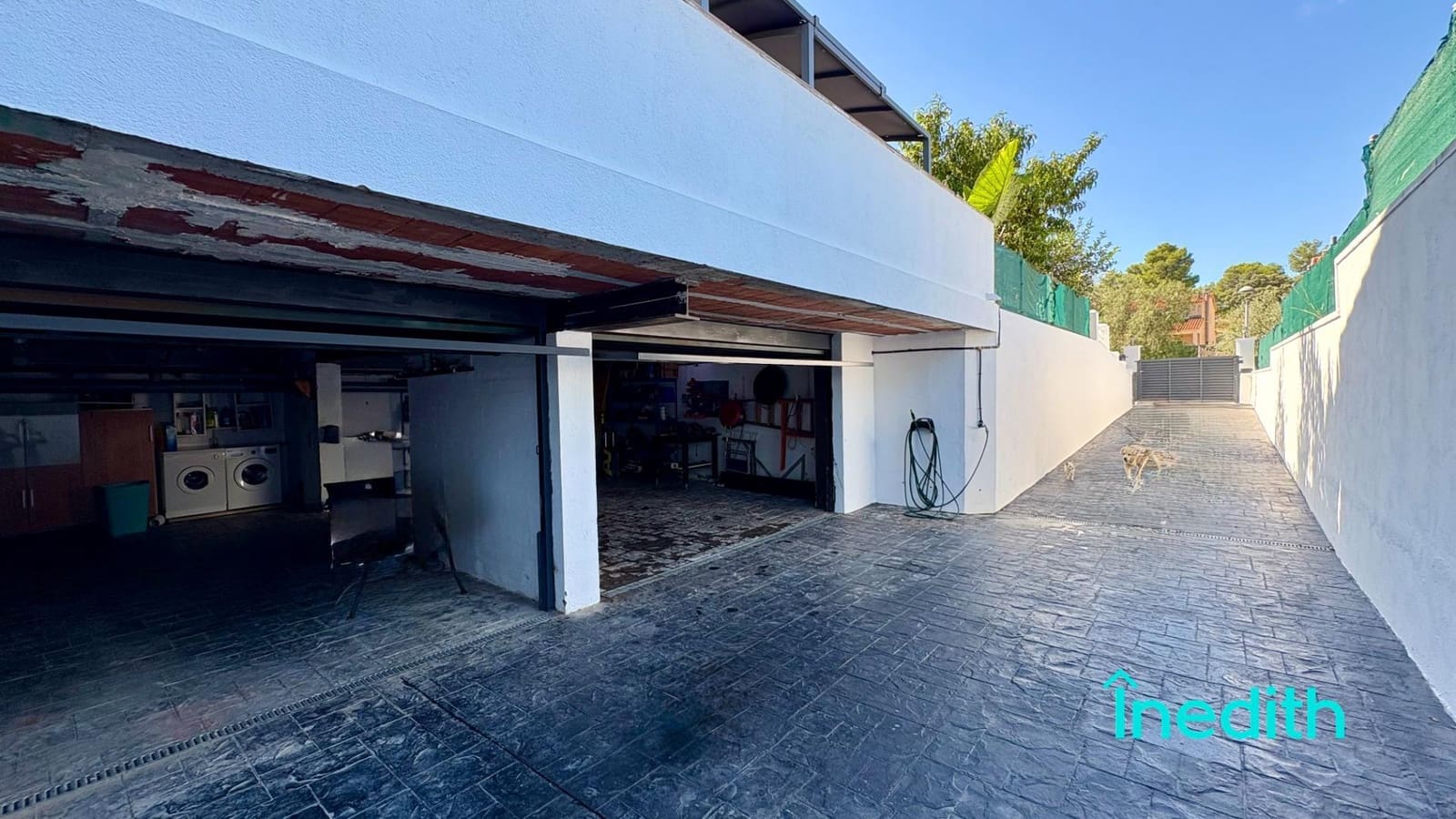 6 soverom Villa til salgs i Cunit med svømmebasseng garasje - € 625 000 (Ref: 9240085)