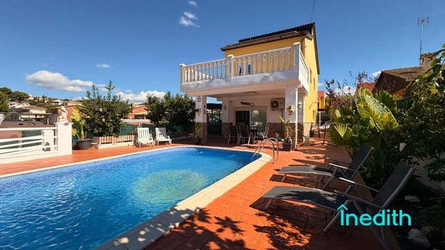 6 bedroom Villa for sale in Cunit with pool garage - € 625,000 (Ref: 9240085)