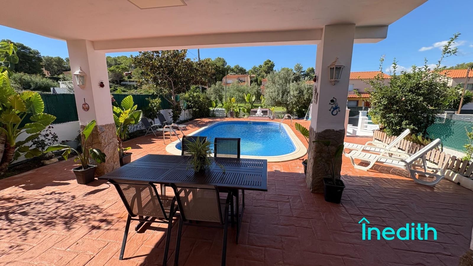 6 soverom Villa til salgs i Cunit med svømmebasseng garasje - € 625 000 (Ref: 9240085)