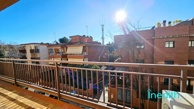 5 quarto Apartamento para venda em Castelldefels com garagem - 670 000 € (Ref: 9301189)