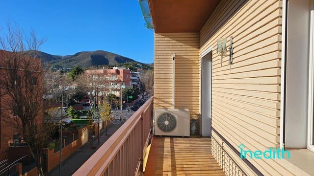 5 quarto Apartamento para venda em Castelldefels com garagem - 670 000 € (Ref: 9301189)