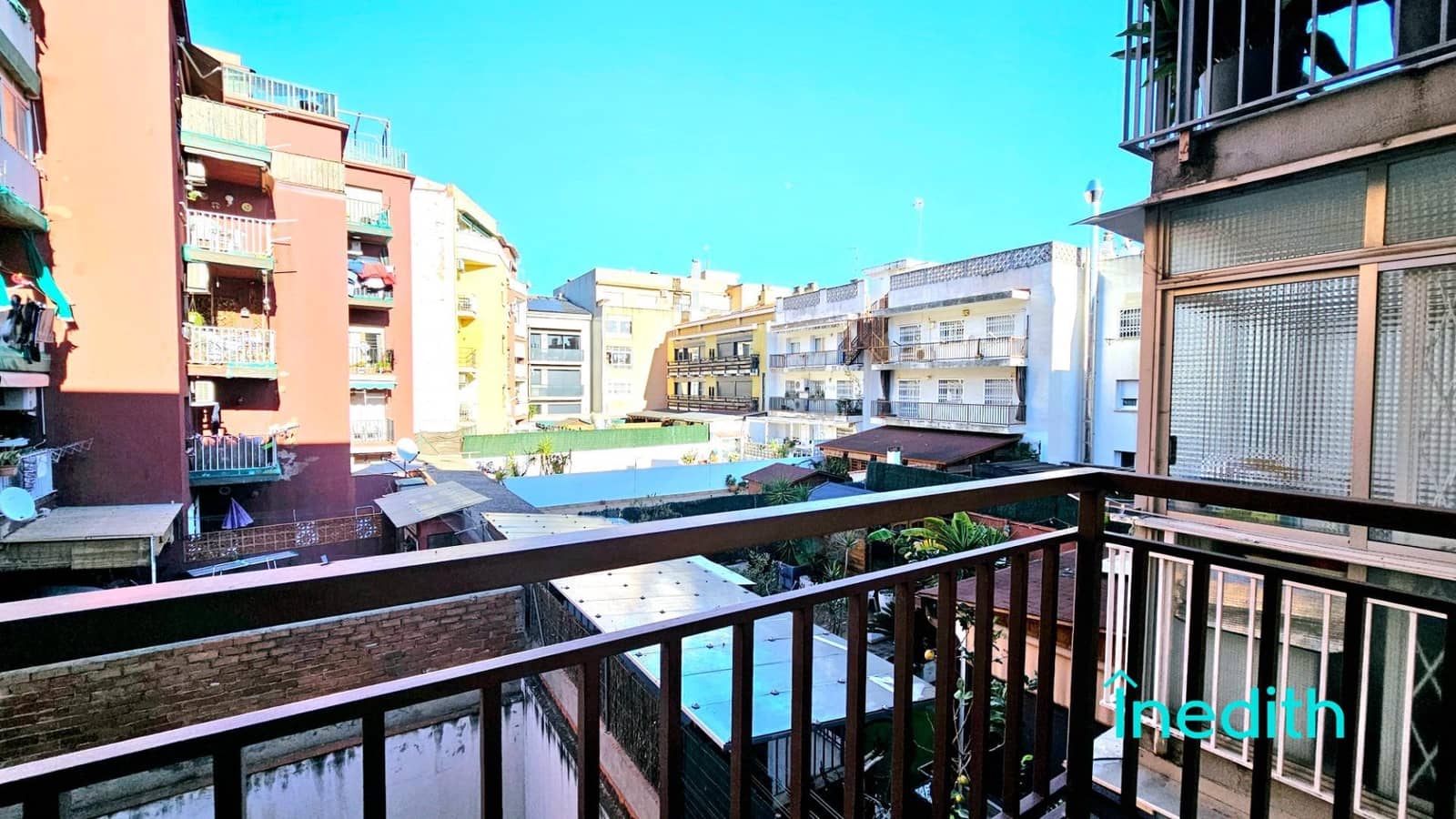 5 sovrum Lägenhet till salu i Castelldefels med garage - 670 000 € (Ref: 9301189)