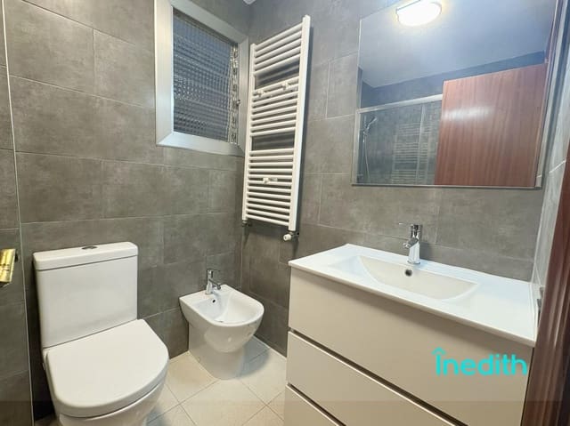 3 quarto Apartamento para venda em L'Hospitalet de Llobregat - 340 000 € (Ref: 9303686)