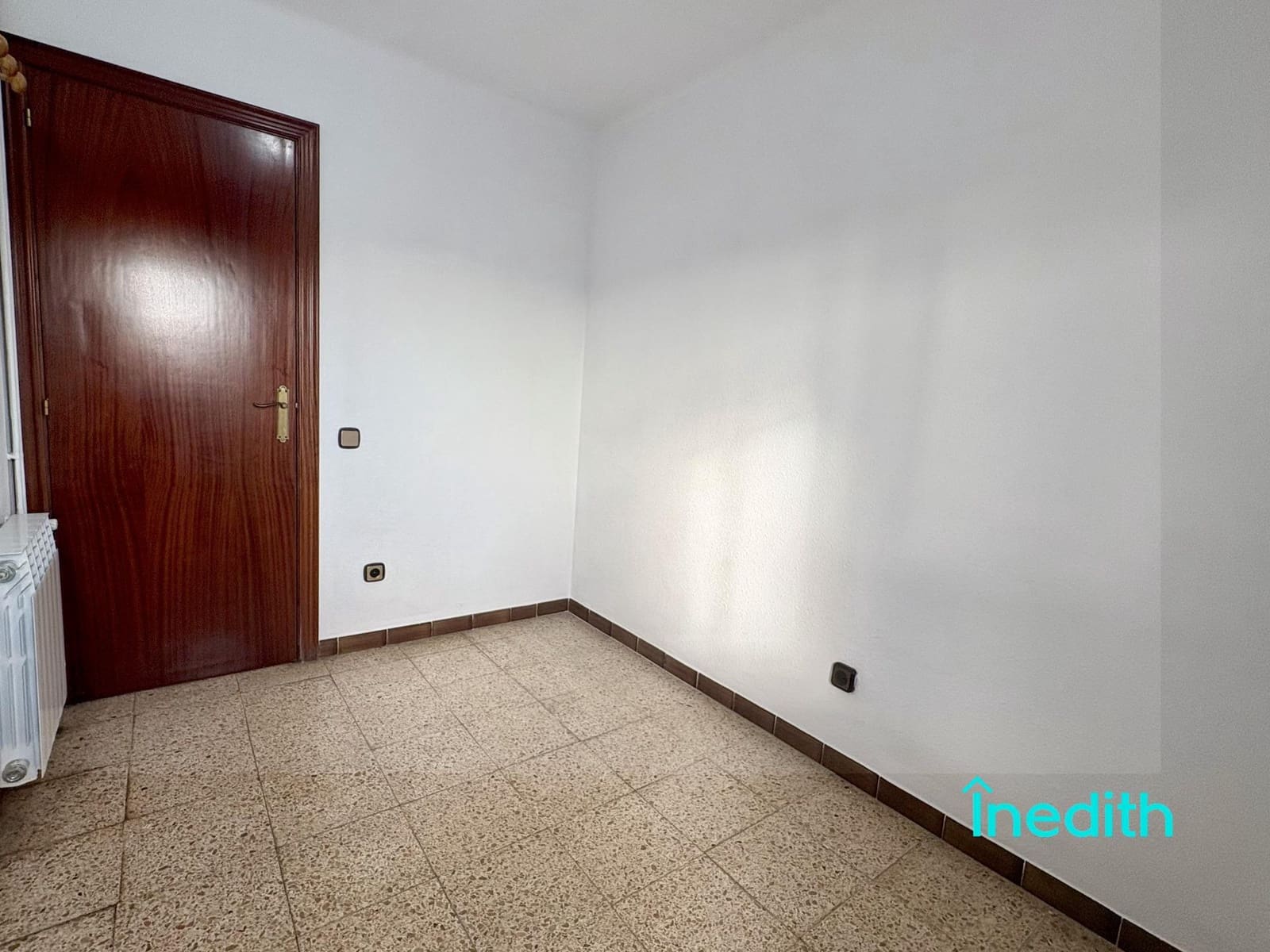 3 quarto Apartamento para venda em L'Hospitalet de Llobregat - 340 000 € (Ref: 9303686)