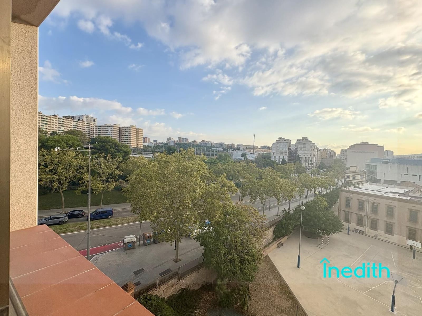 3 quarto Apartamento para venda em L'Hospitalet de Llobregat - 340 000 € (Ref: 9303686)