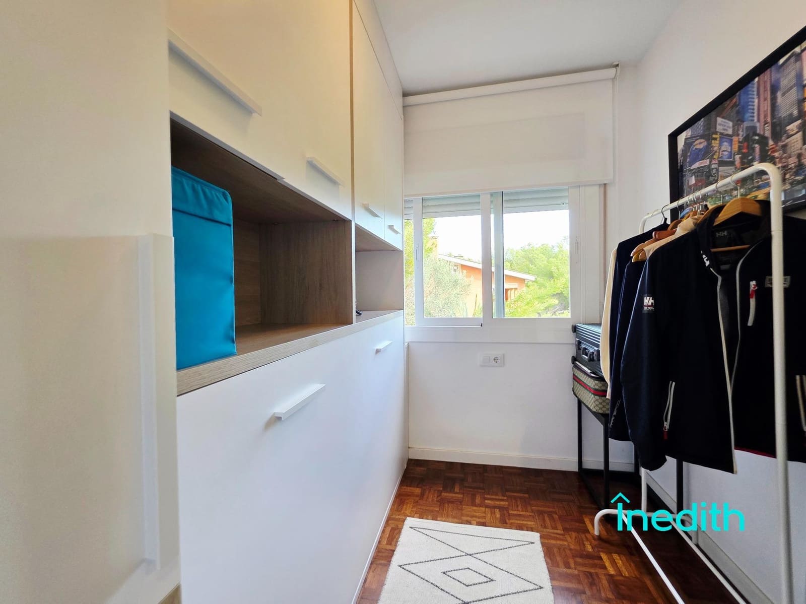 3 makuuhuone Asunto myytävänä paikassa Castelldefels mukana uima-altaan 
autotalli - 560 000 € (Ref: 9356761)