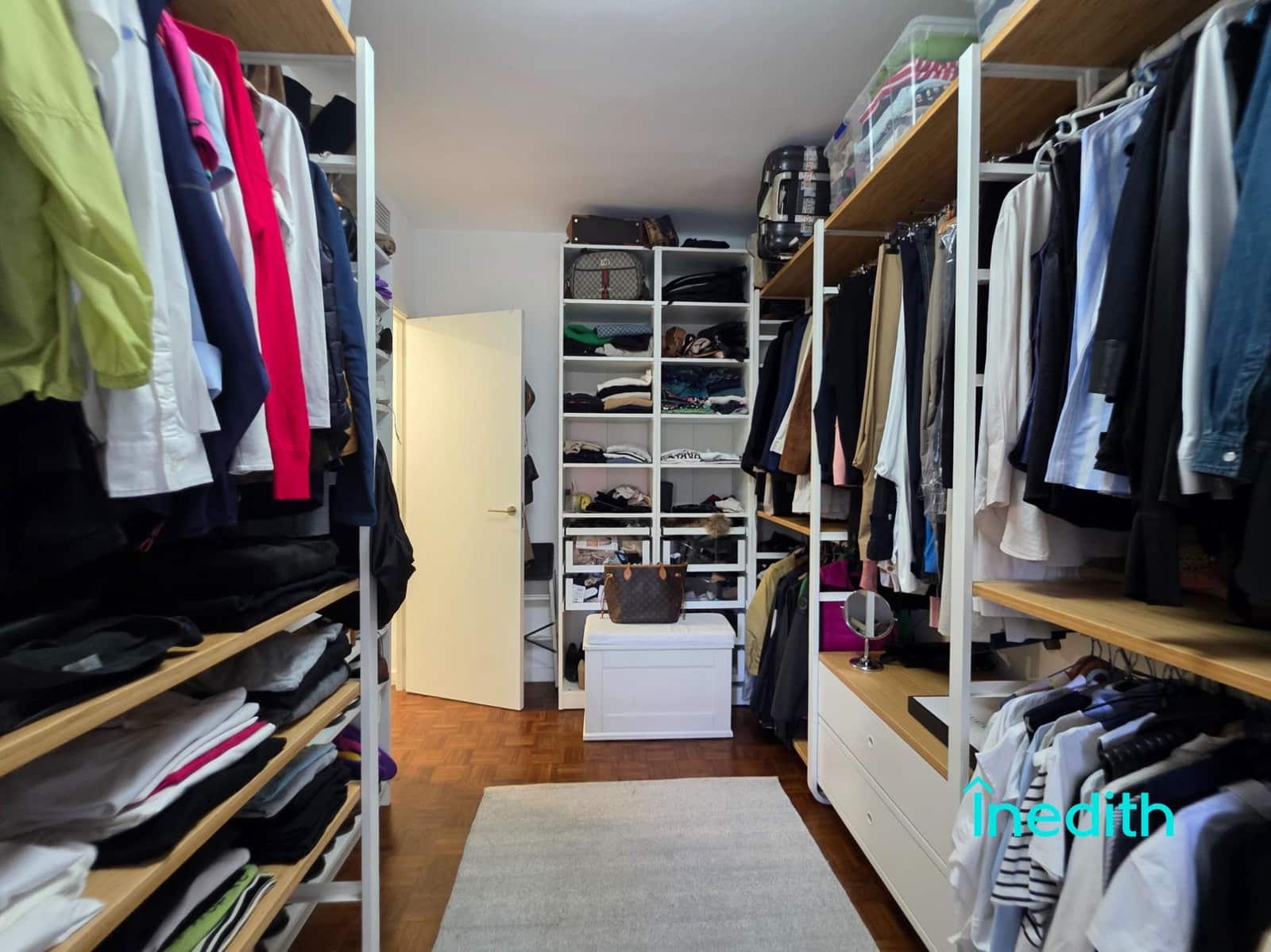 3 bedroom Flat for sale in Castelldefels with pool garage - € 560,000 (Ref: 9356761)