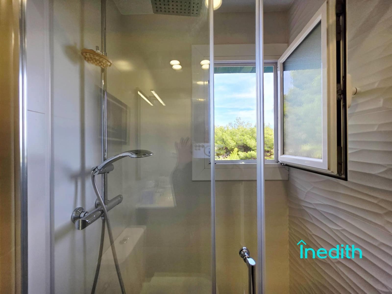 3 bedroom Flat for sale in Castelldefels with pool garage - € 560,000 (Ref: 9356761)