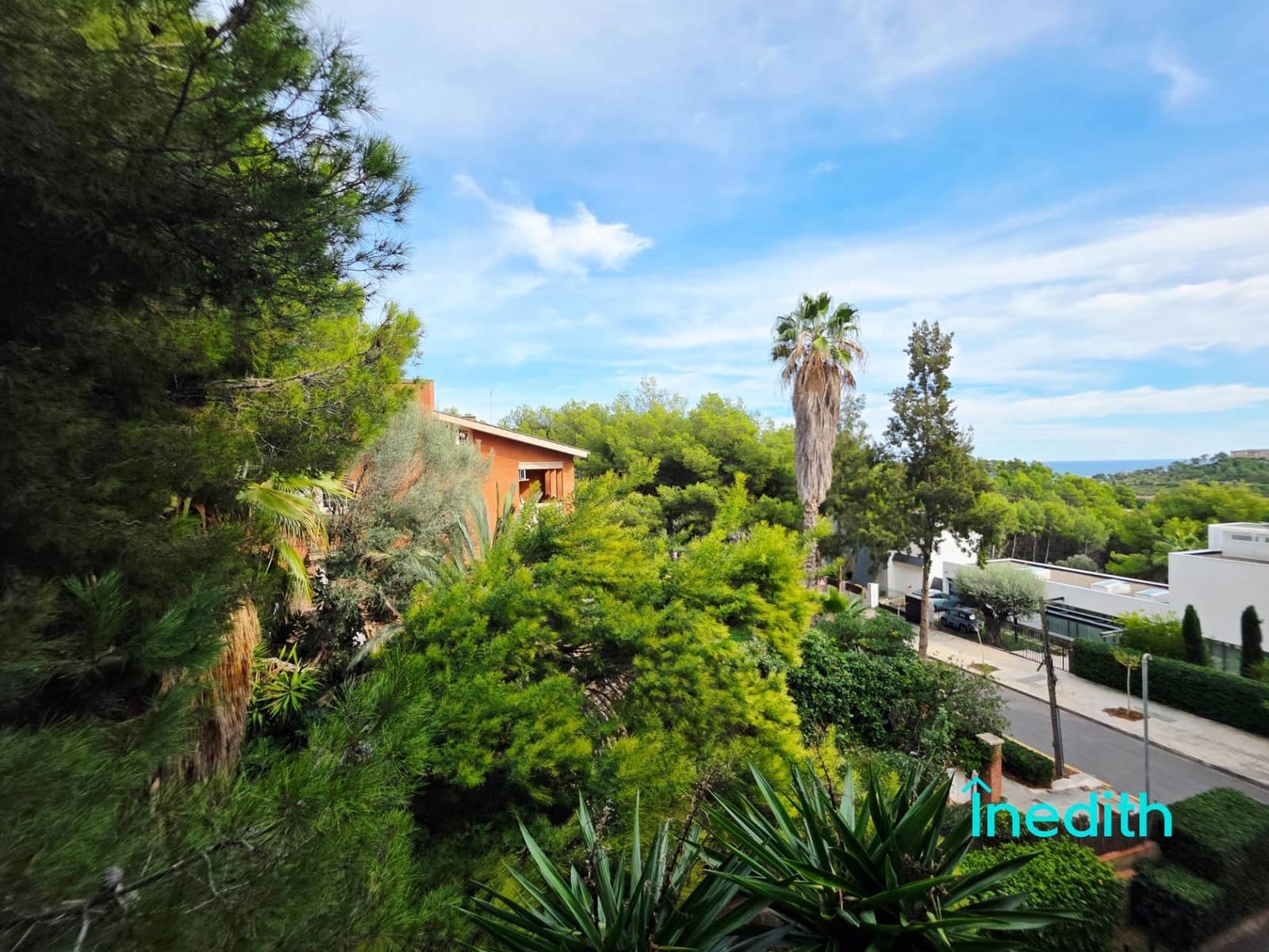 3 bedroom Flat for sale in Castelldefels with pool garage - € 560,000 (Ref: 9356761)