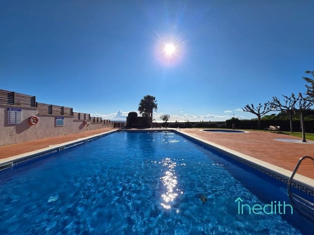 4 bedroom Townhouse for sale in Castelldefels with pool garage - € 950,000 (Ref: 9408072)