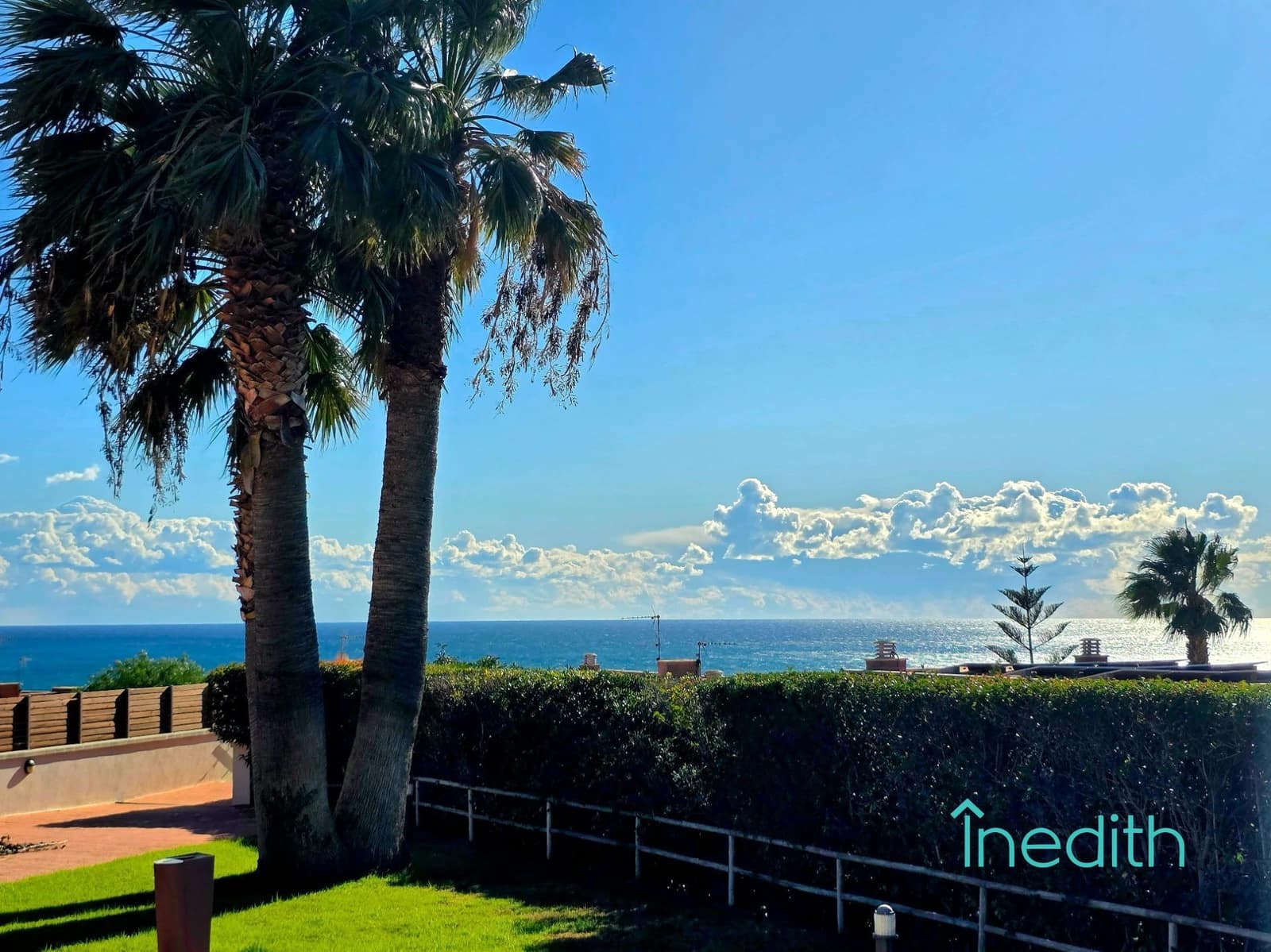 4 soveværelse Byhus til salg i Castelldefels med swimmingpool garage - € 950.000 (Ref: 9408072)