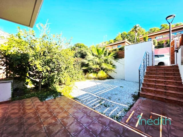 4 bedroom Townhouse for sale in Castelldefels with pool garage - € 950,000 (Ref: 9408072)