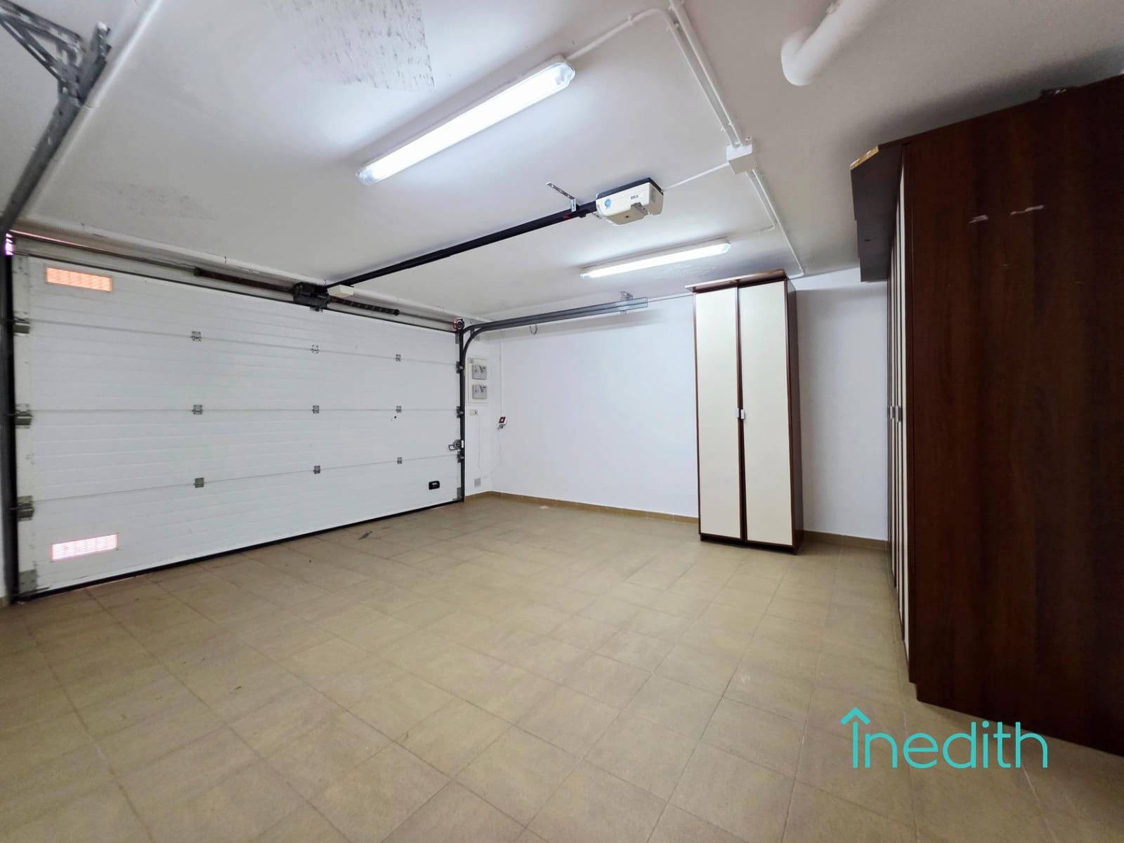 4 soveværelse Byhus til salg i Castelldefels med swimmingpool garage - € 950.000 (Ref: 9408072)