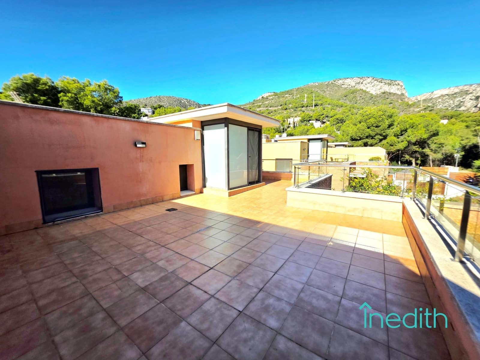 Casa de 4 habitaciones en Castelldefels en venta con piscina garaje - 950.000 € (Ref: 9408072)