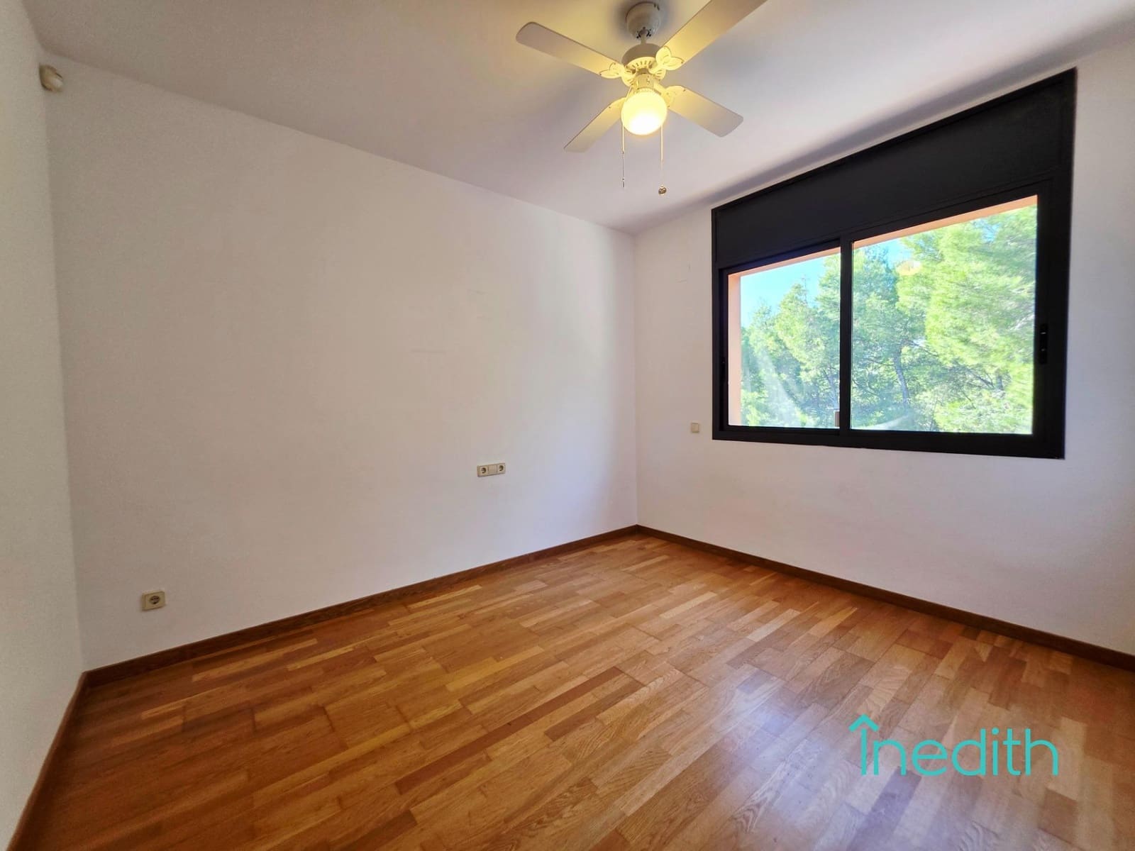 4 soverom Hus til salgs i Les Botigues de Sitges med svømmebasseng garasje - € 950 000 (Ref: 9417872)