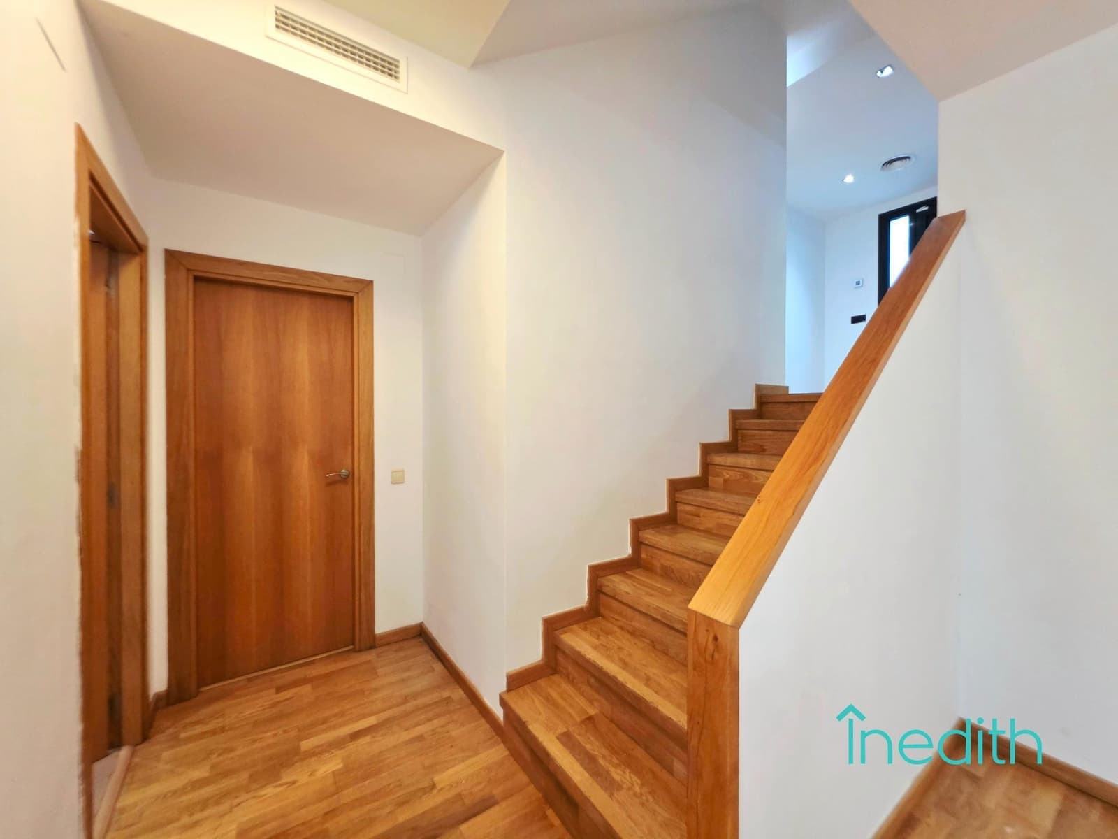 4 Zimmer Haus zu verkaufen in Les Botigues de Sitges mit Pool Garage - 950.000 € (Ref: 9417872)