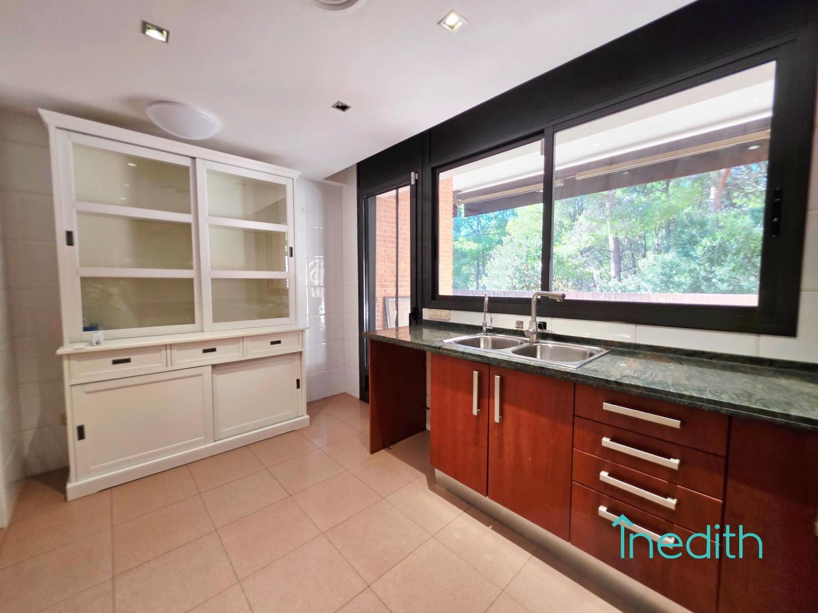 4 Zimmer Haus zu verkaufen in Les Botigues de Sitges mit Pool Garage - 950.000 € (Ref: 9417872)