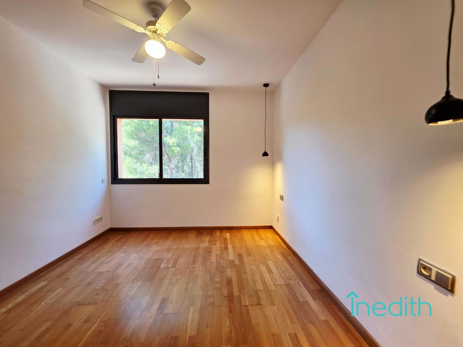 4 Zimmer Haus zu verkaufen in Les Botigues de Sitges mit Pool Garage - 950.000 € (Ref: 9417872)