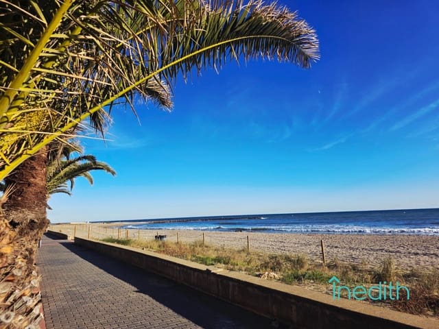 3 sovrum Lägenhet till salu i Cubelles med garage - 420 000 € (Ref: 9452254)