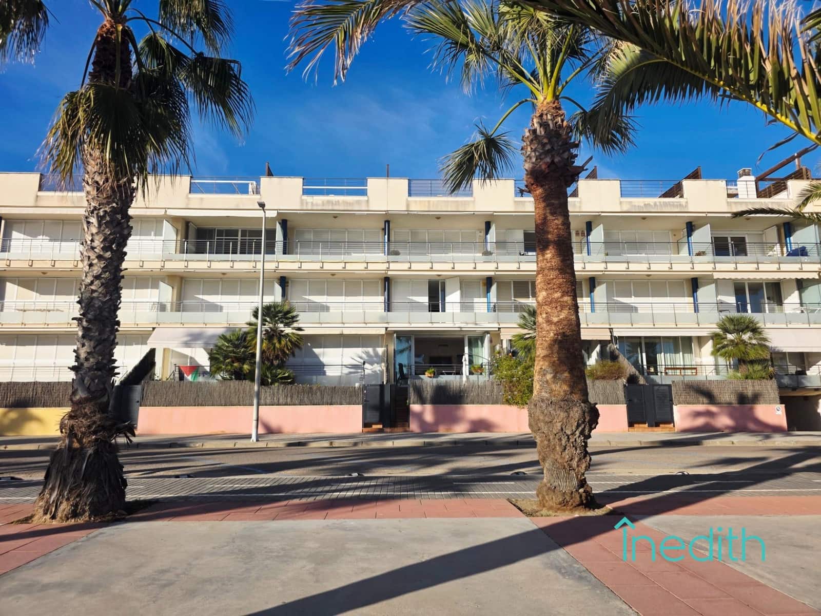 3 bedroom Flat for sale in Cubelles with garage - € 420,000 (Ref: 9452254)
