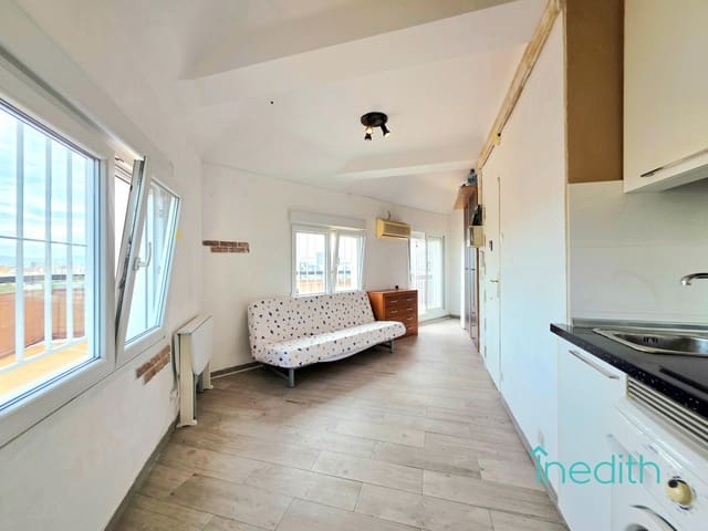 Appartement à vendre à El Fort Pienc, Barcelone ville - 348 000 € (Ref: 9456442)