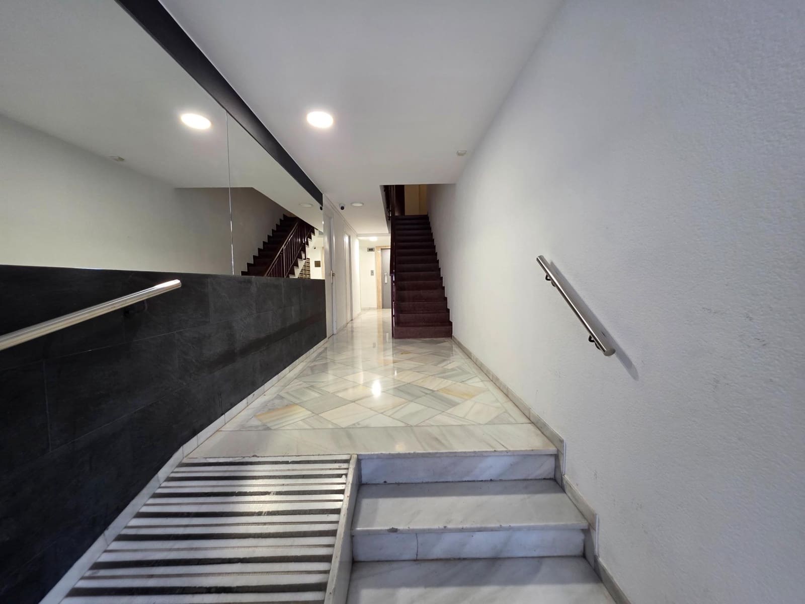 Appartement à vendre à Barcelone ville - 348 000 € (Ref: 9456442)