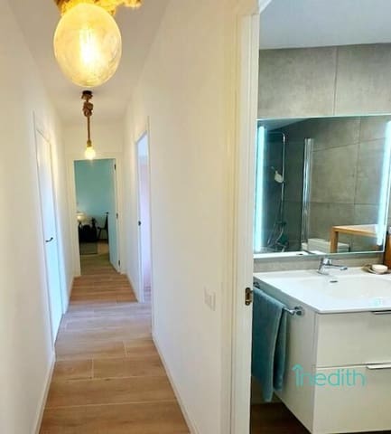 3 makuuhuone Asunto myytävänä paikassa Cubelles mukana 
autotalli - 330 000 € (Ref: 9456443)