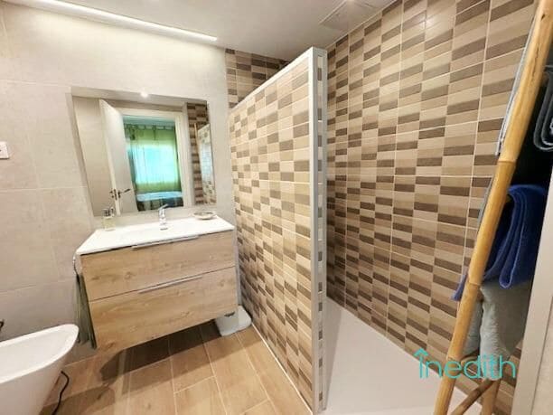 3 makuuhuone Asunto myytävänä paikassa Cubelles mukana 
autotalli - 330 000 € (Ref: 9456443)