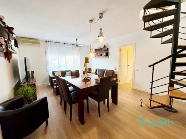 3 slaapkamer Flat te koop in Cubelles met garage - € 330.000 (Ref: 9456443)