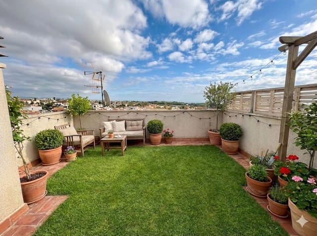 3 slaapkamer Flat te koop in Cubelles met garage - € 330.000 (Ref: 9456443)