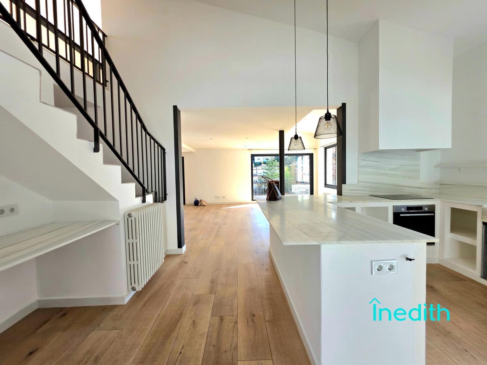 5 bedroom Villa for rent in Castelldefels with pool garage - € 5,400 (Ref: 9494708)