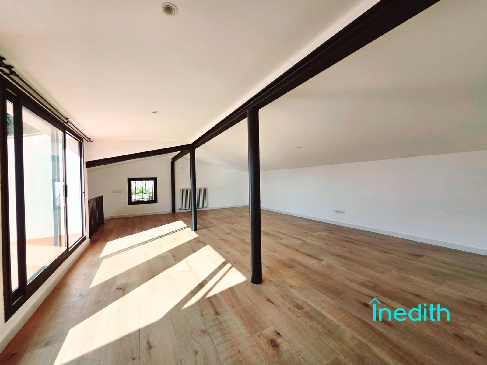 5 bedroom Villa for rent in Castelldefels with pool garage - € 5,400 (Ref: 9494708)