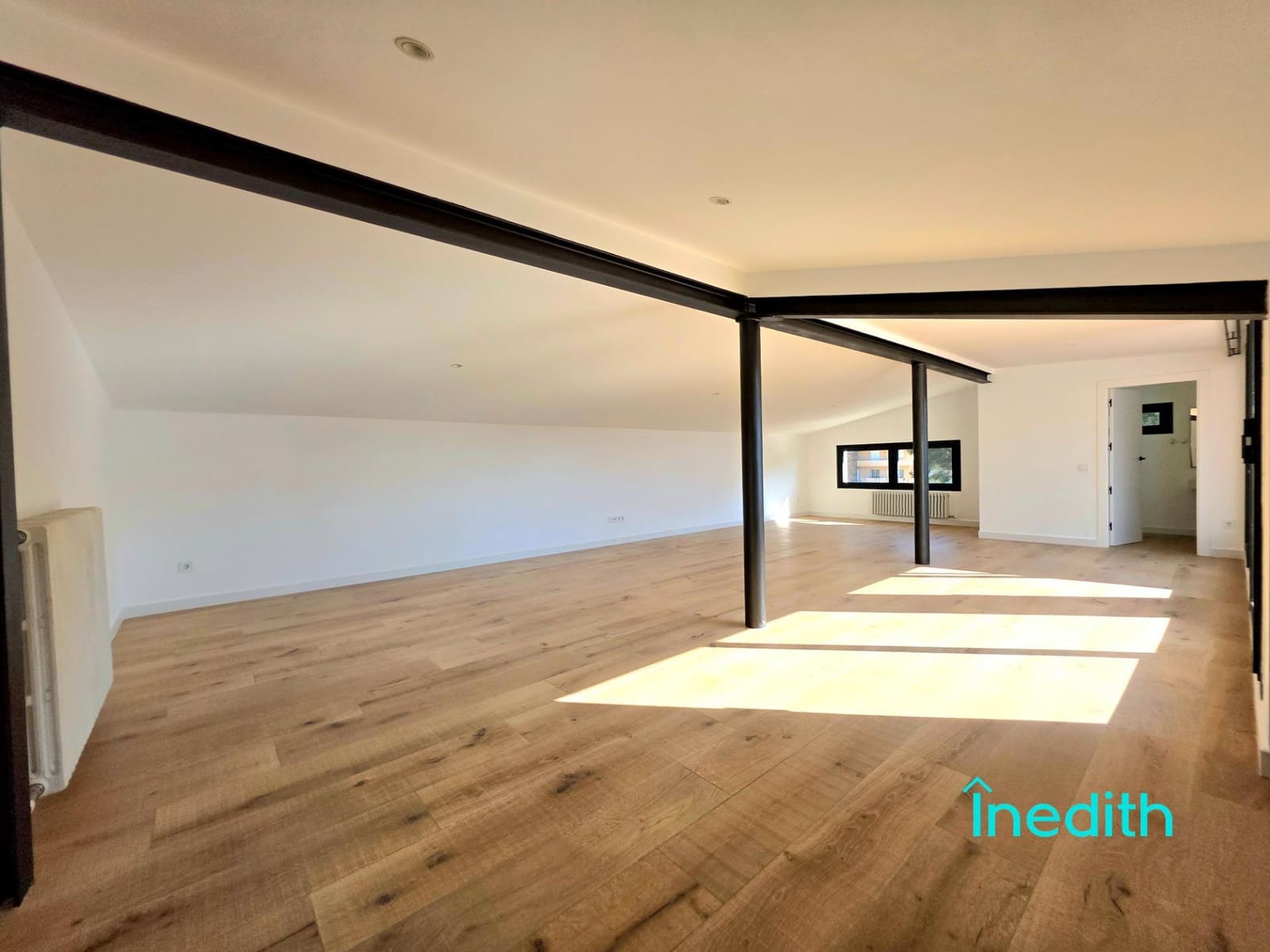 5 bedroom Villa for rent in Castelldefels with pool garage - € 5,400 (Ref: 9494708)