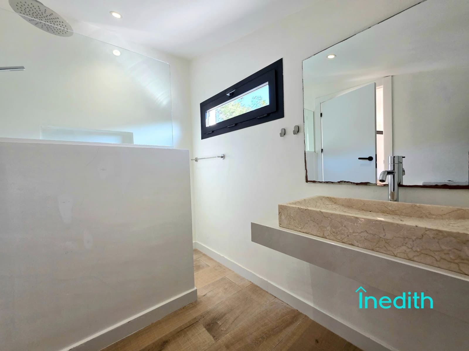 5 bedroom Villa for rent in Castelldefels with pool garage - € 5,400 (Ref: 9494708)