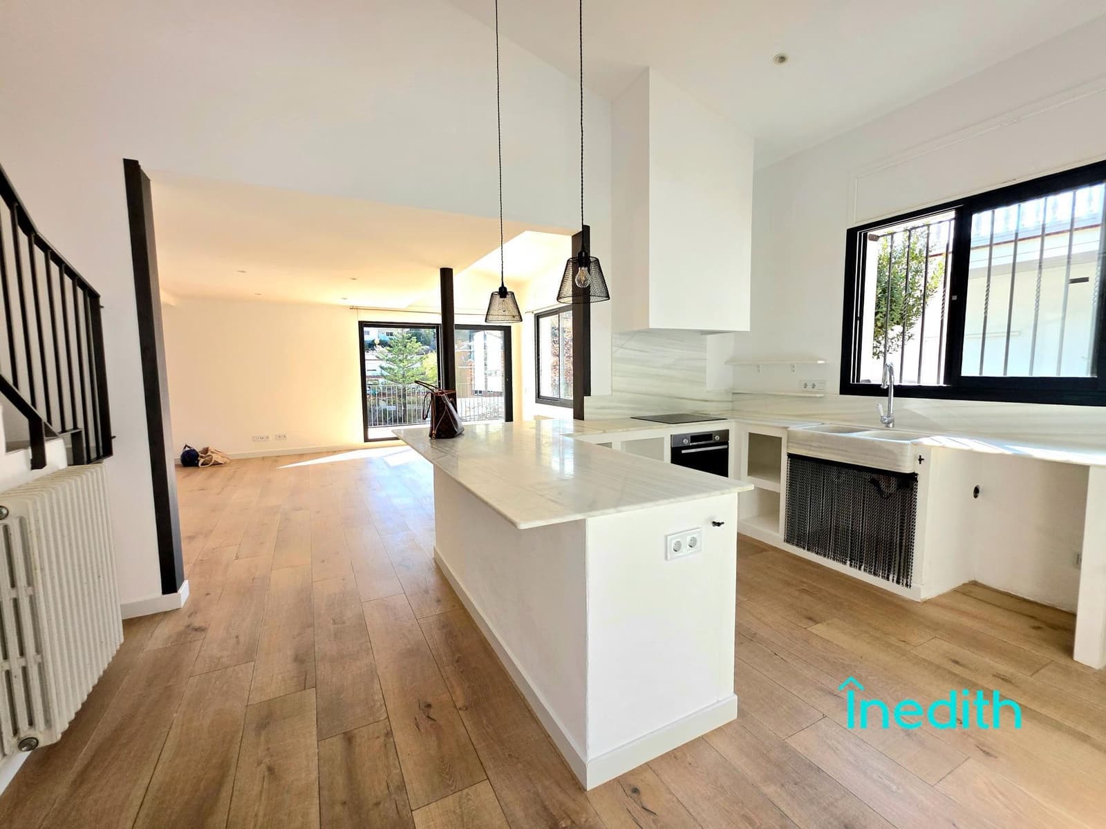 5 bedroom Villa for rent in Castelldefels with pool garage - € 5,400 (Ref: 9494708)