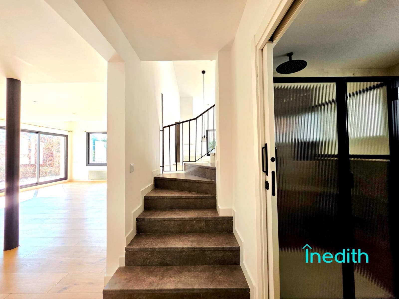 5 bedroom Villa for rent in Castelldefels with pool garage - € 5,400 (Ref: 9494708)