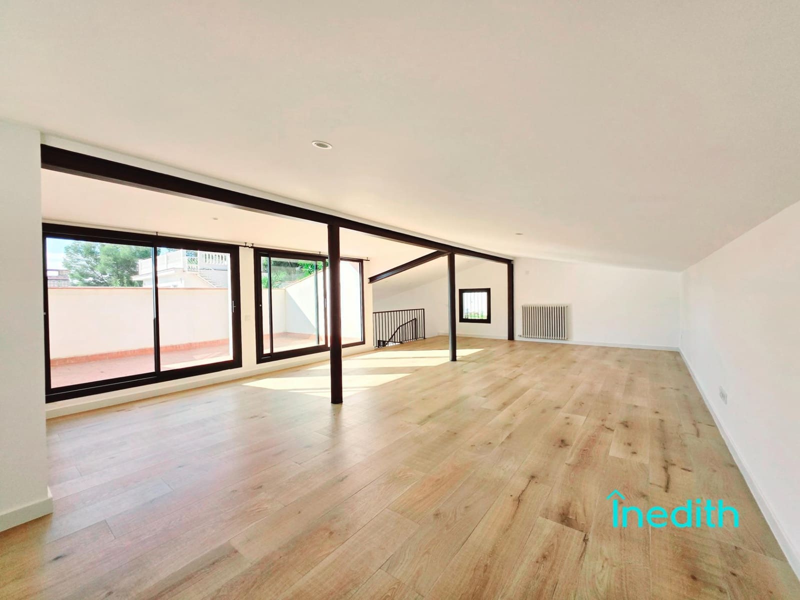 5 bedroom Villa for rent in Castelldefels with pool garage - € 5,400 (Ref: 9494708)