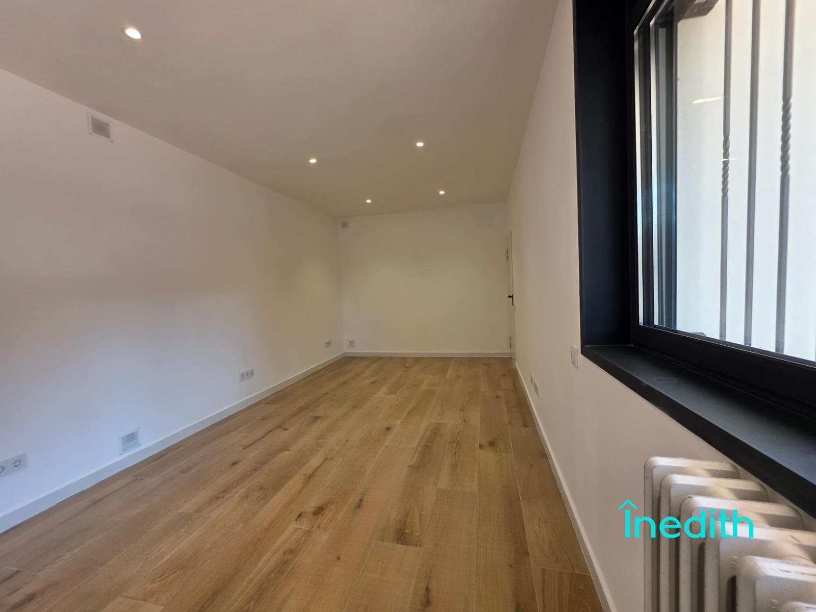 5 bedroom Villa for rent in Castelldefels with pool garage - € 5,400 (Ref: 9494708)