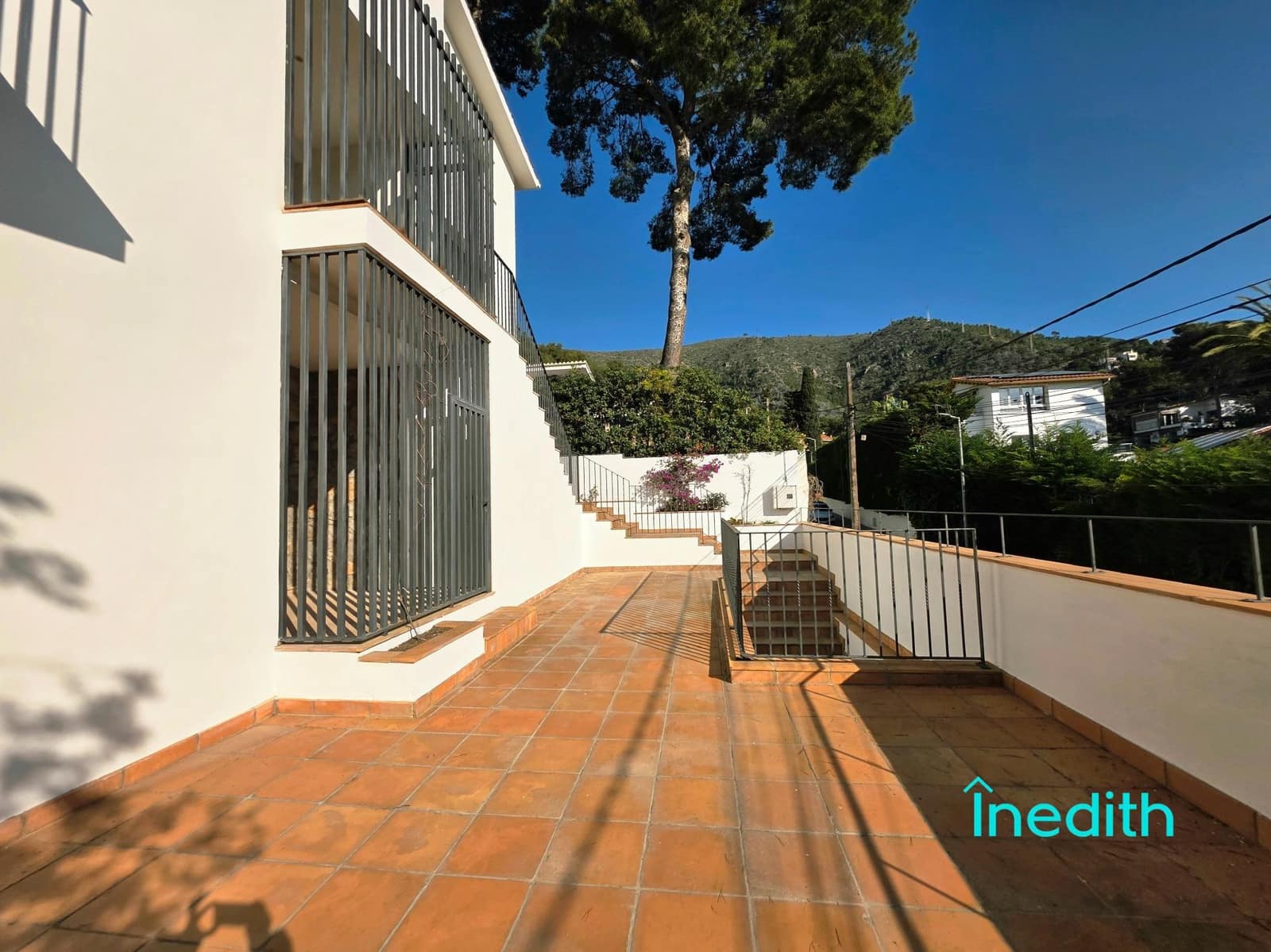 5 bedroom Villa for rent in Castelldefels with pool garage - € 5,400 (Ref: 9494708)