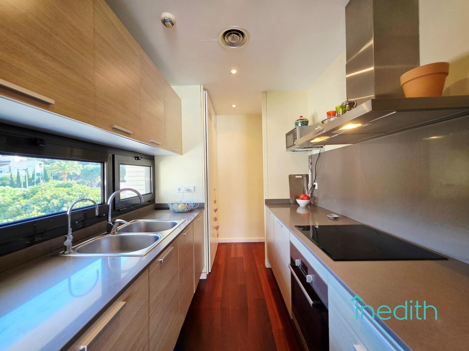 2 bedroom Flat for sale in Sant Pere de Ribes with garage - € 399,000 (Ref: 9497524)