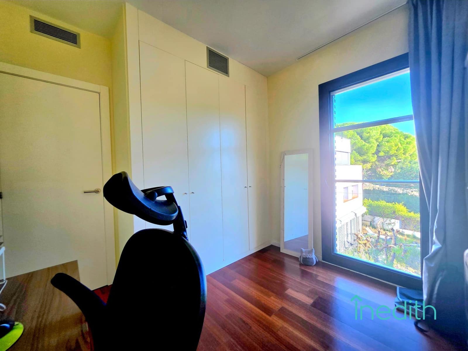 2 bedroom Flat for sale in Sant Pere de Ribes with garage - € 399,000 (Ref: 9497524)