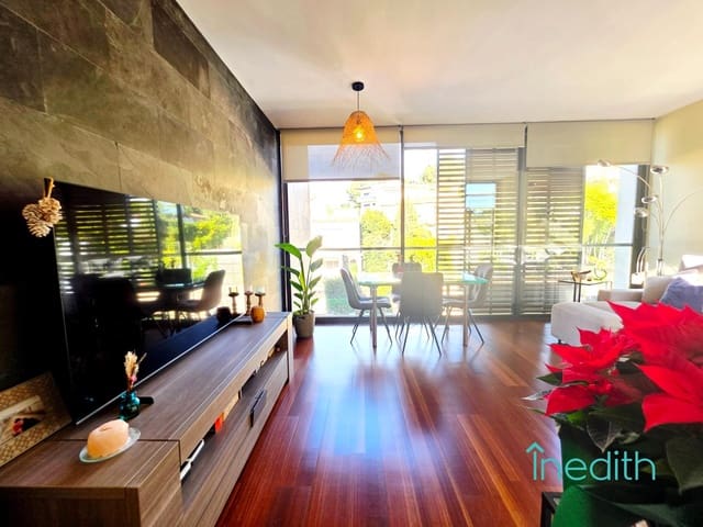 2 bedroom Flat for sale in Sant Pere de Ribes with garage - € 399,000 (Ref: 9497524)