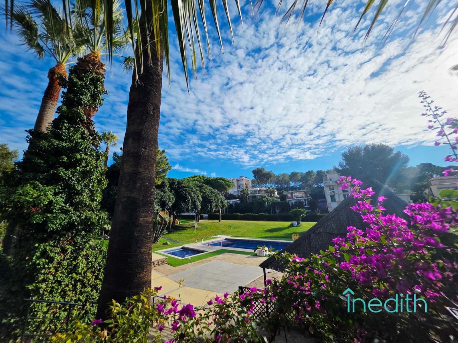 2 bedroom Flat for sale in Sant Pere de Ribes with garage - € 399,000 (Ref: 9497524)