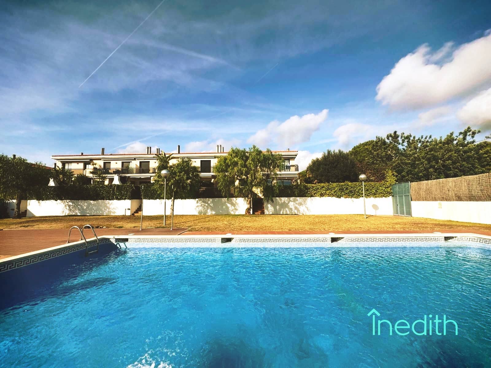 3 quarto Moradia em Banda para venda em Vilanova i la Geltru com piscina garagem - 399 000 € (Ref: 9509101)