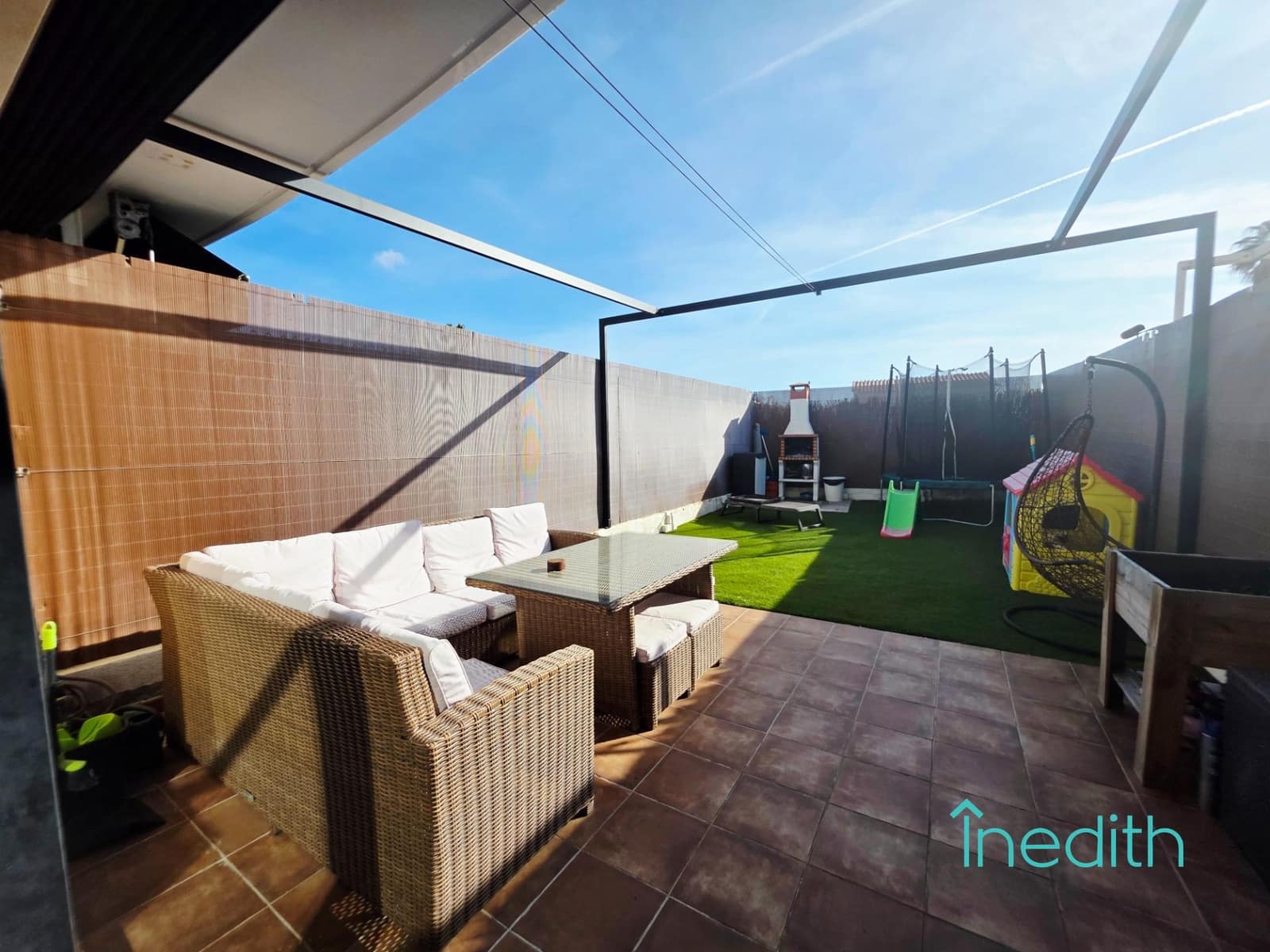 3 quarto Moradia em Banda para venda em Vilanova i la Geltru com piscina garagem - 399 000 € (Ref: 9509101)