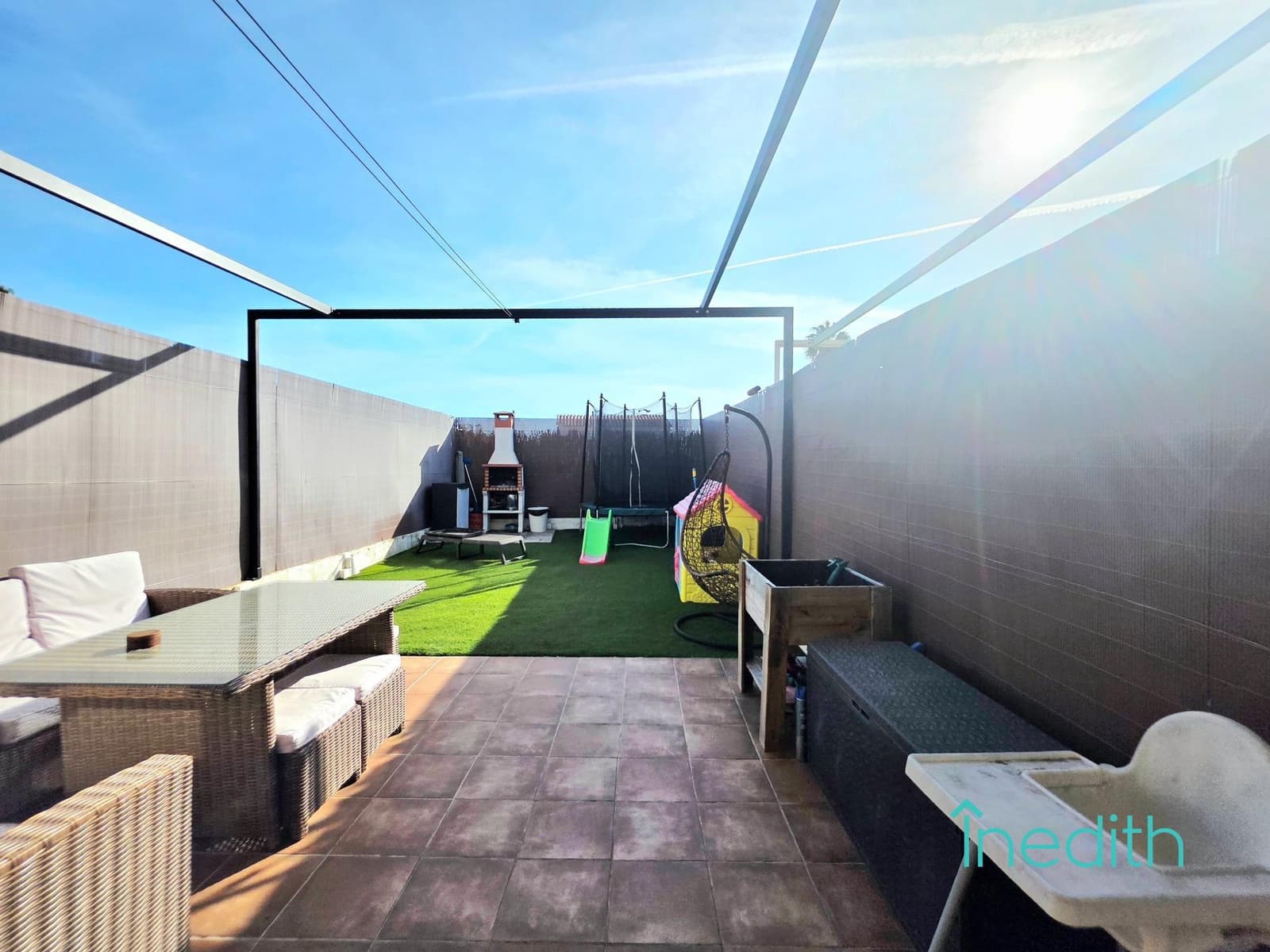 3 quarto Moradia em Banda para venda em Vilanova i la Geltru com piscina garagem - 399 000 € (Ref: 9509101)